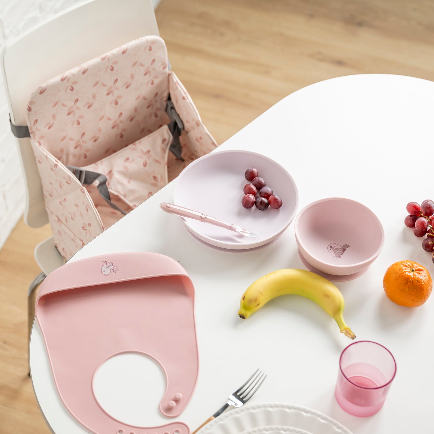 Силиконов комплект за хранене Pink 4 части Nattou