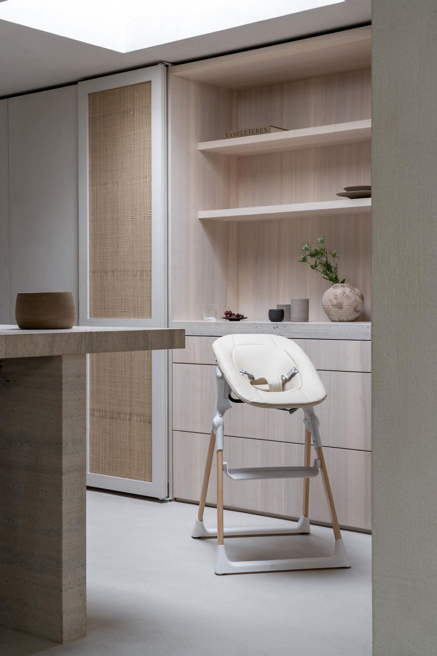 Шезлонг за стол за хранене Viola Relax Quax beige