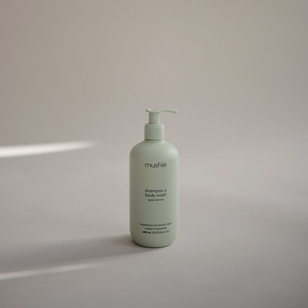 Бебешки шампоан и душ гел Mushie Green Lemon 400 мл