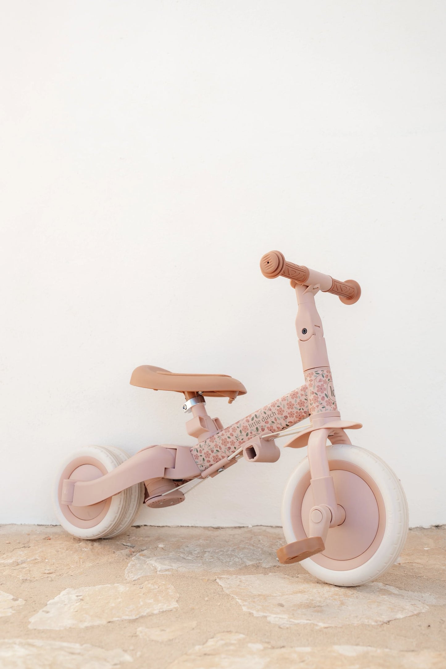 Триколка с дръжка за бутане 4-в-1 Little Dutch Fairy Floral