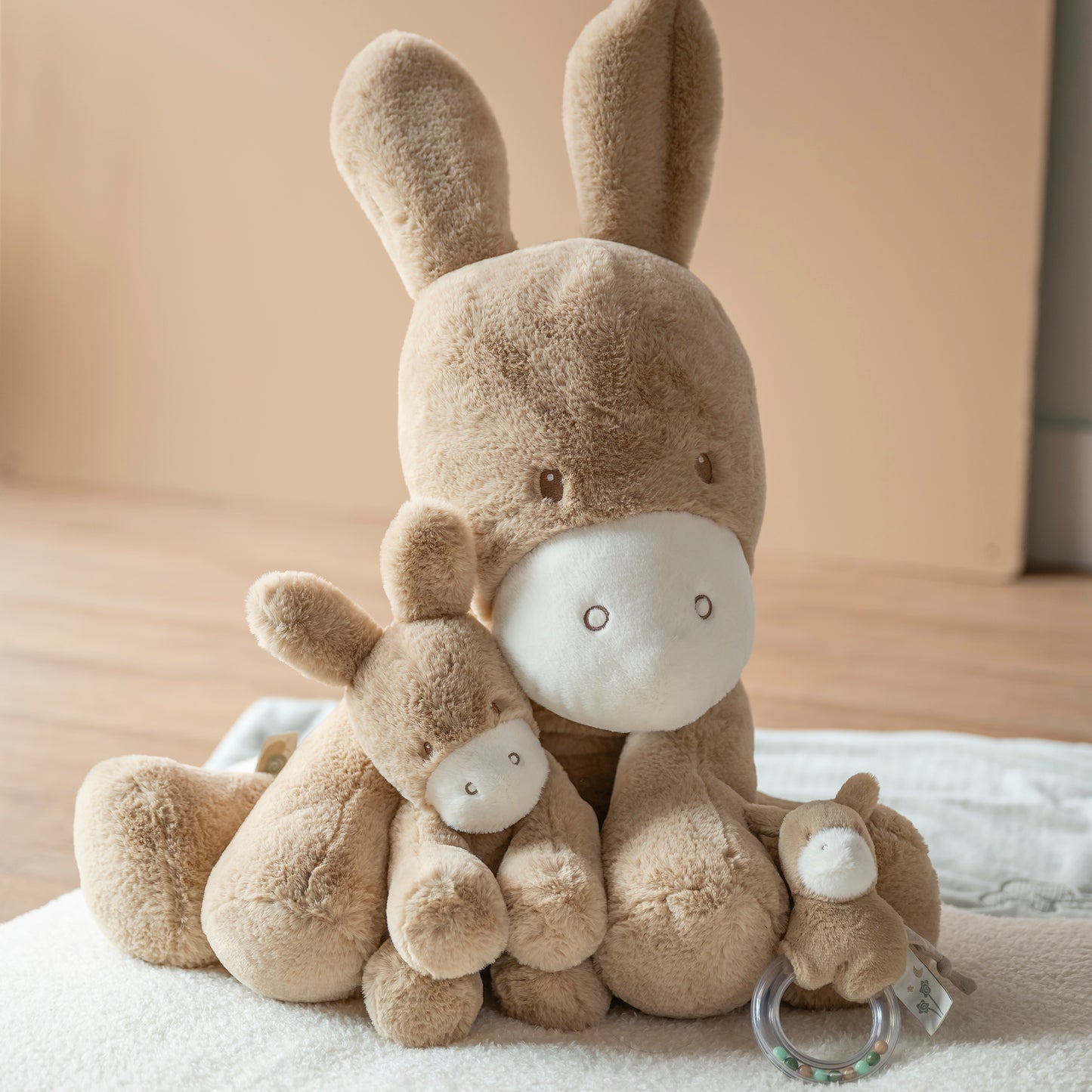 Голямо плюшено магаренце Light Caramel 60 см Nattou LouLou