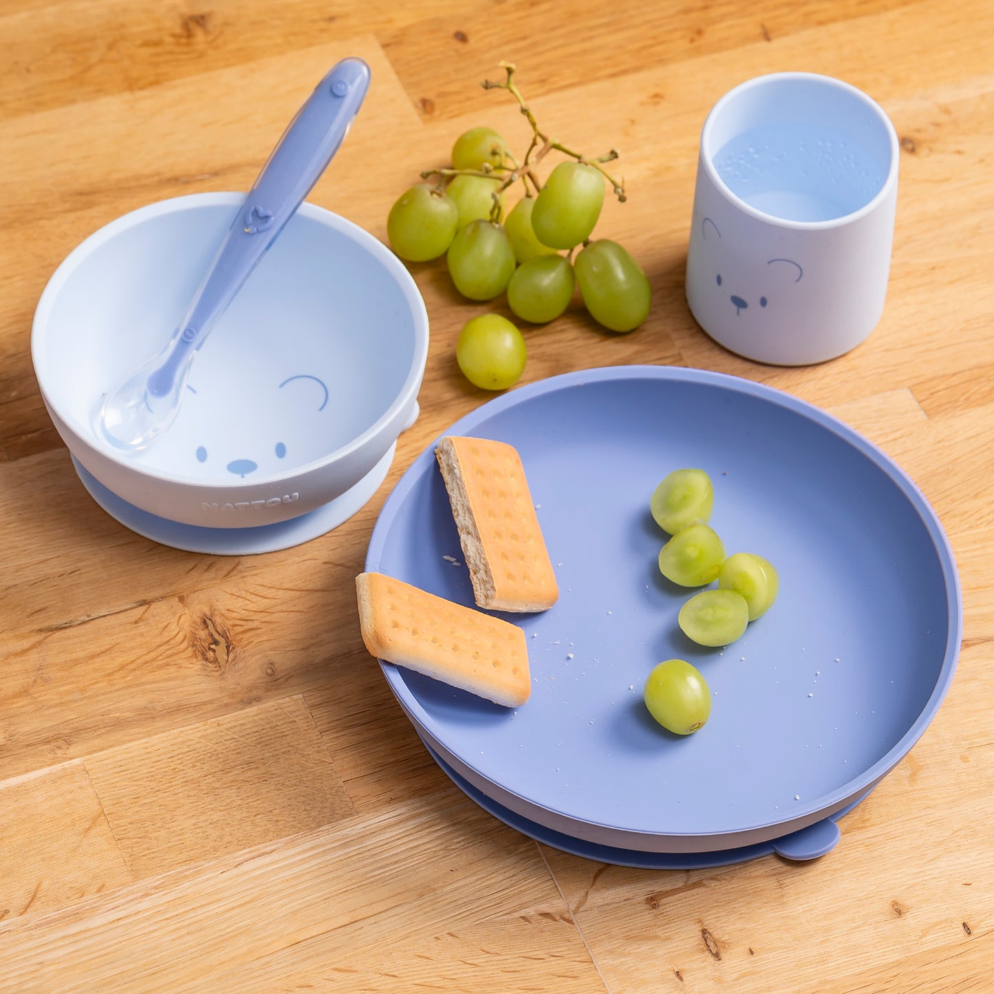 Силиконов комплект за хранене Bear Blue 4 части Nattou