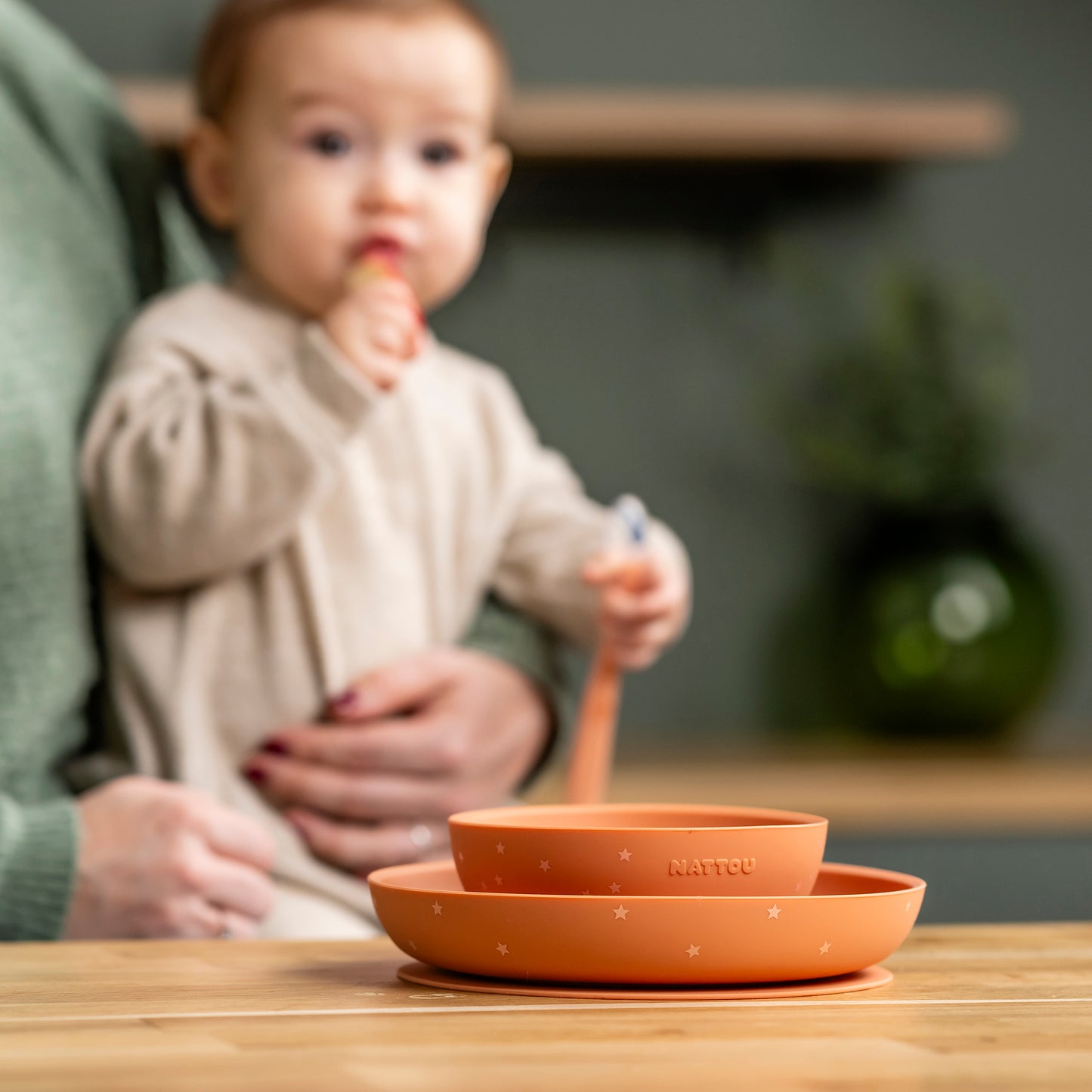 Силиконов комплект за хранене 3 части terracotta