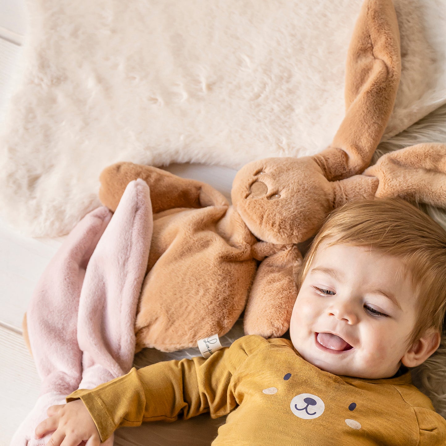 Плюшена играчка заек Lapidou Soft Plush warm beige