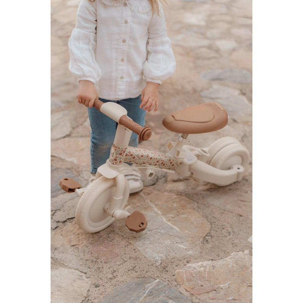 Триколка с дръжка за бутане 4-в-1 Little Dutch Off White