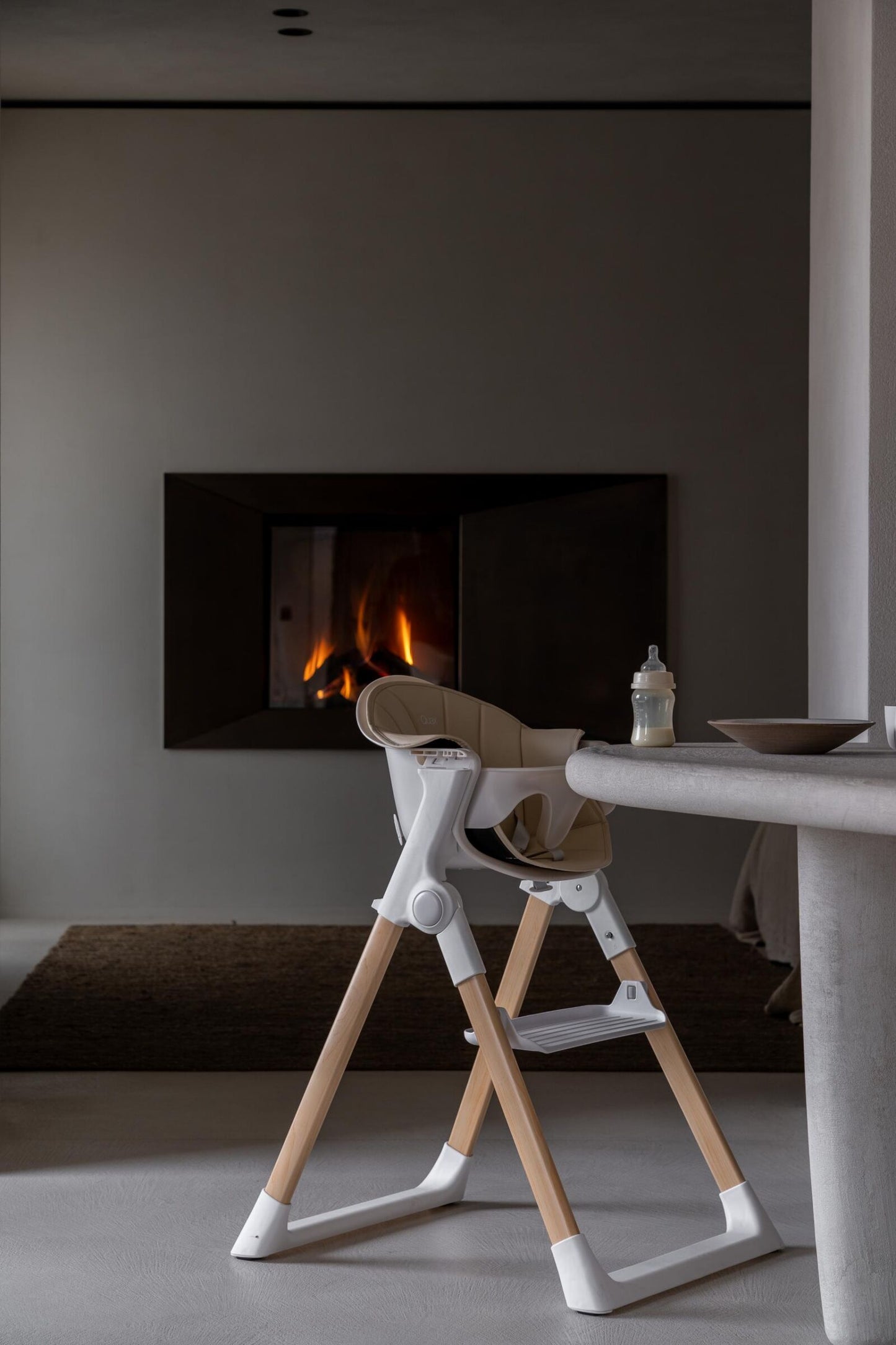 Сгъваем стол за хранене Viola Quax beige