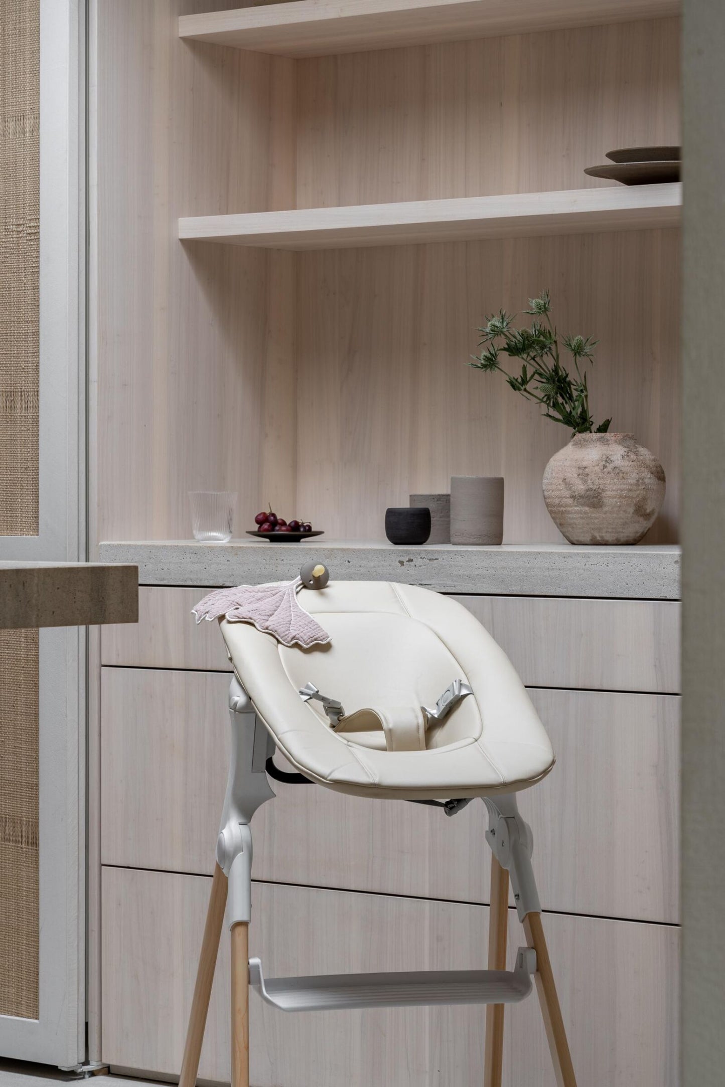 Шезлонг за стол за хранене Viola Relax Quax beige