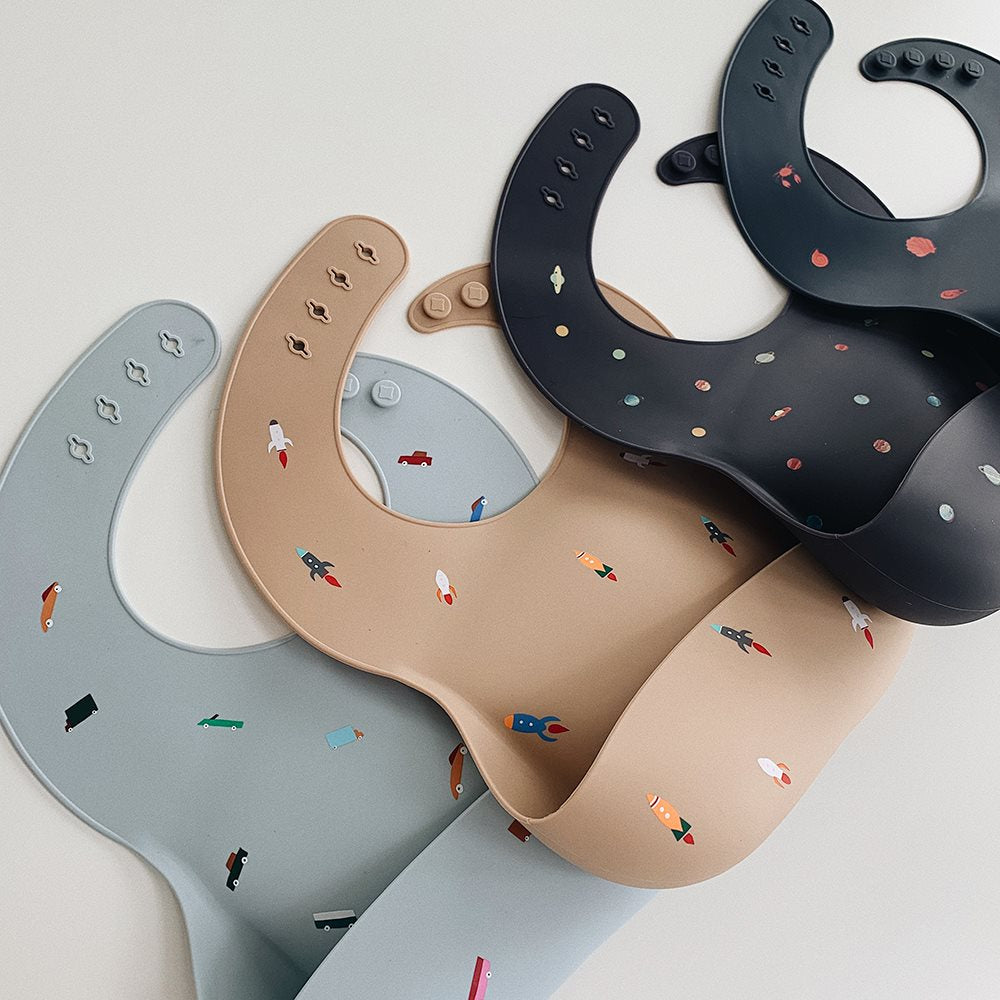 Силиконов лигавник Mushie rocket