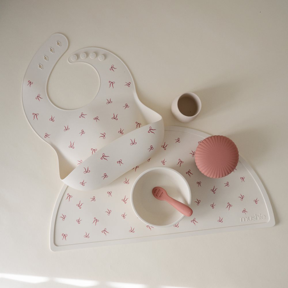 Силиконов лигавник Mushie bows